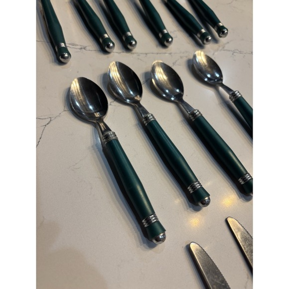 Stainless Steel Flatware GREEN Handles 14 Pieces - Picture 2 of 4